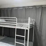 Stadium Homestay *